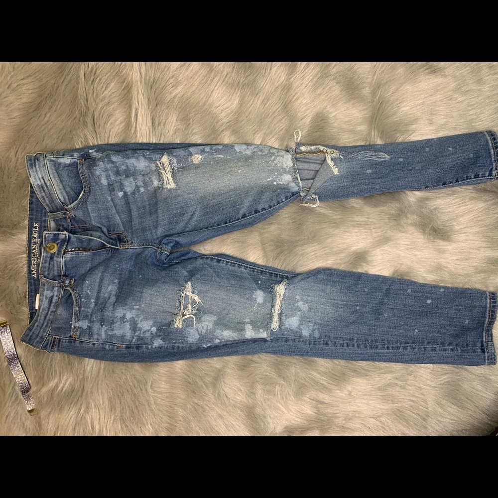 American eagle ripped jeans